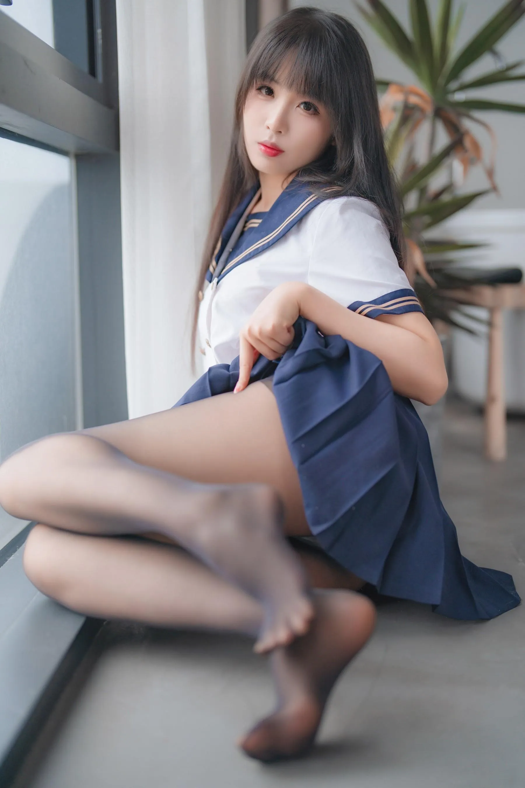轩萧学姐 – NO.40 2023生日作 5月舰长 黑丝jk内衣 [32P]插图2